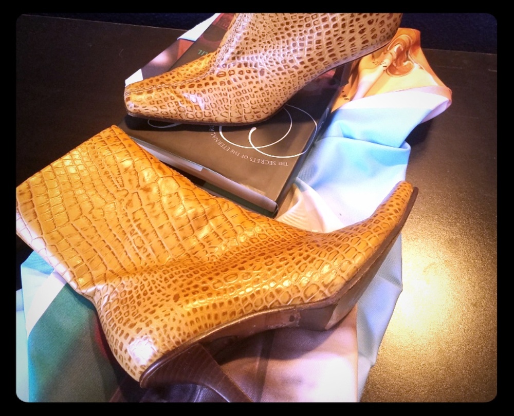 PAOLO CORELLI Leather boots size 6 M